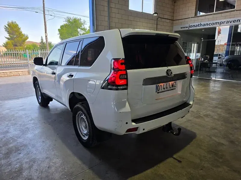 Usado Toyota Land Cruiser 204 CV (150 kW) 2021 Blanco SUV