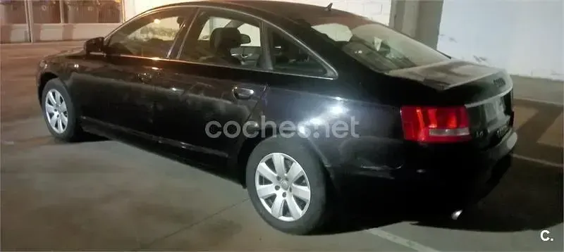 Usado Audi A6 170 CV (125 kW) 2005 Negro Familiar