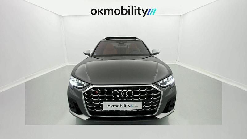 Usado Audi S8 571 CV (419 kW) 2022 Daytonagrau perleffekt Berlina