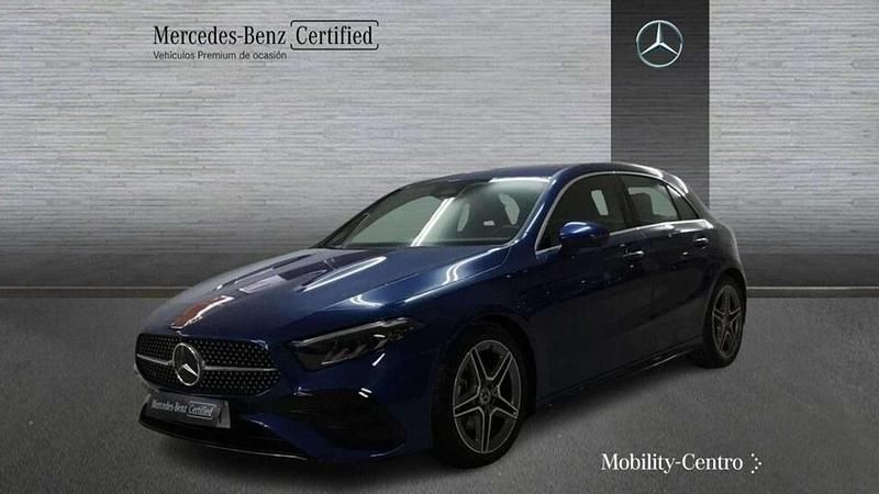 Usado Mercedes A180 109 CV (80 kW) 2024 Azul Utilitario