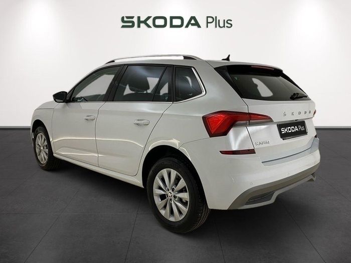 Blanco Usado 2021 Skoda Kamiq Ambition SUV | 19.640 € (Precio justo) - Imagen 1/4