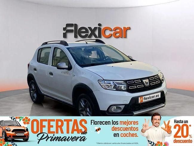 Usado Dacia Sandero Comfort 90 CV (66 kW) 2019 Blanco