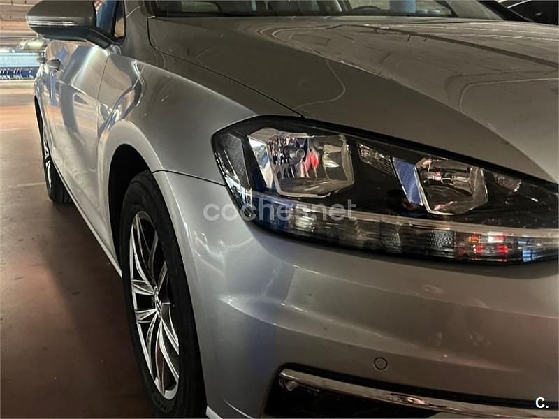 Gris / plata Usado 2020 VW Golf VII Advance Berlina | 19.000 € (Super precio) - Imagen 1/4
