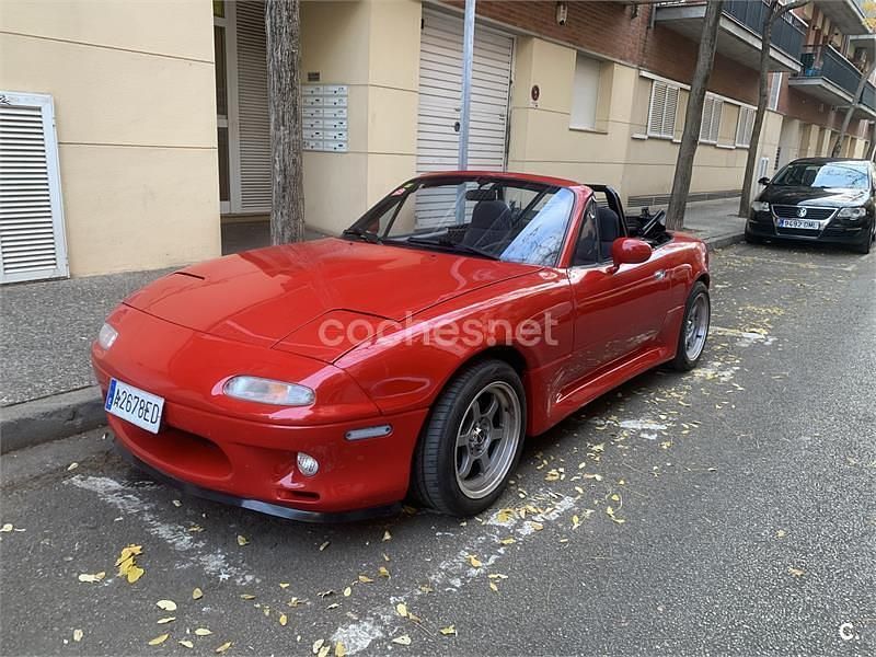 Usado Mazda MX5 115 CV (84 kW) 1991 Rojo Descapotable