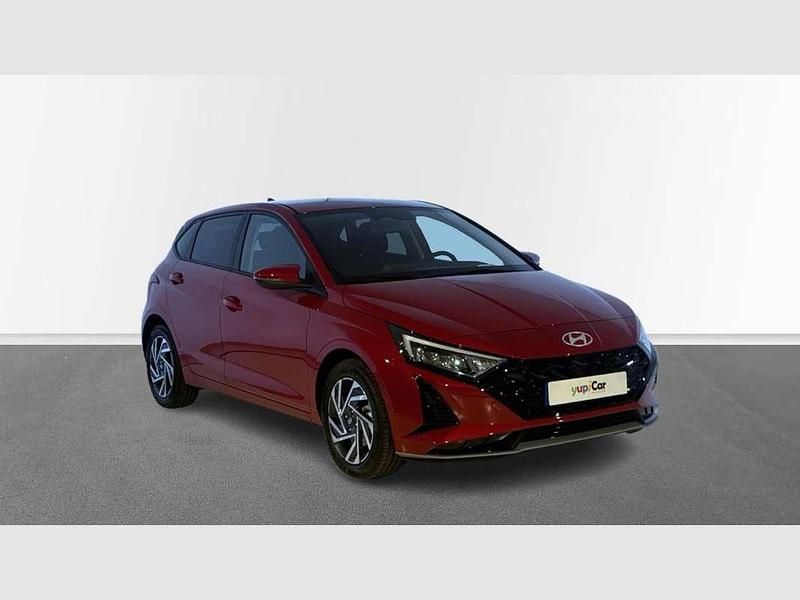 Rojo Usado 2024 Hyundai i20 Utilitario | 18.300 € (Un poco caro) - Imagen 1/4