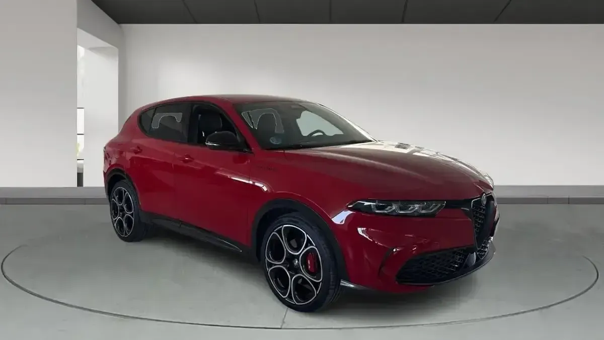 Usado Alfa Romeo Tonale Veloce 160 CV (117 kW) 2023 Rojo SUV