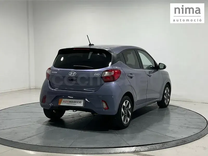 Usado Hyundai i10 63 CV (46 kW) 2025 Azul Utilitario