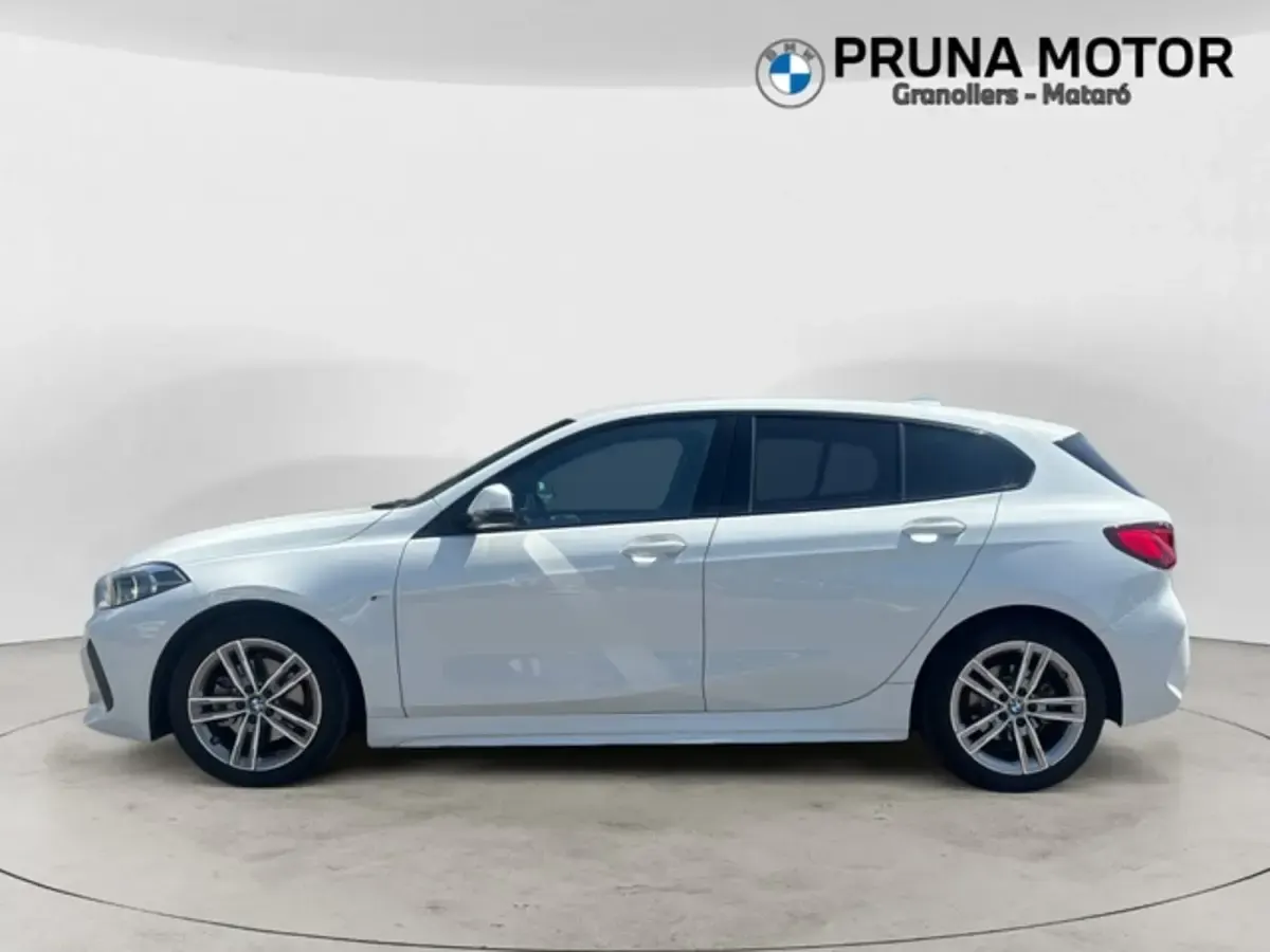 Usado BMW 118 Comfort Edition 150 CV (110 kW) 2021 Blanco Utilitario