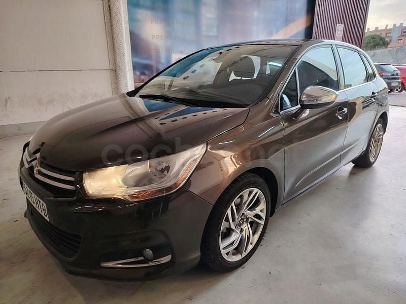 Usado Citroën C4 Seduction 120 CV (88 kW) 2013 Marrón Berlina