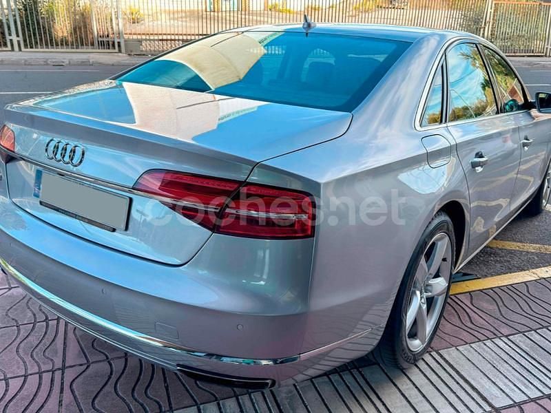 Usado Audi A8 258 CV (189 kW) 2014 Gris / plata Berlina