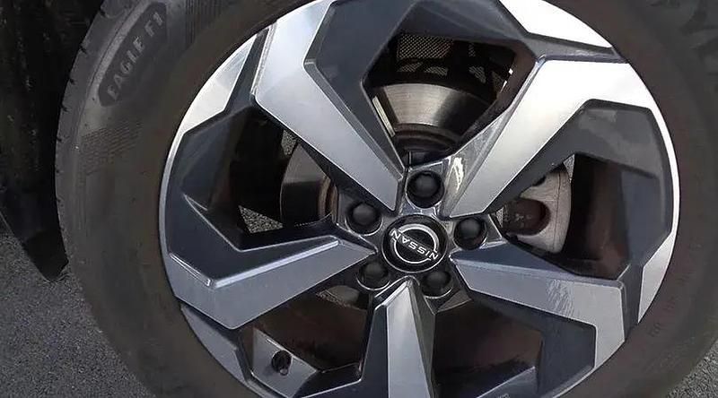 Usado Nissan Qashqai N-Connecta 190 CV (139 kW) 2023 Gris SUV