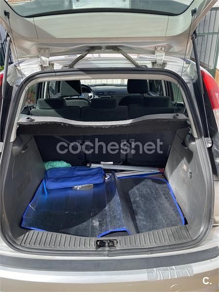 Usado Ford C-MAX Trend 115 CV (84 kW) 2007 Gris / plata Monovolumen