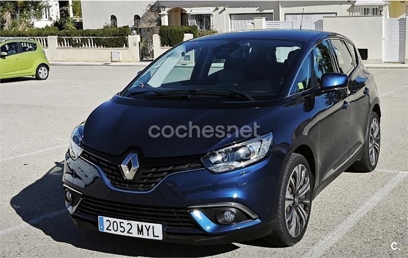 Usado Renault Scénic IV Edition One 110 CV (80 kW) 2017 Azul Monovolumen