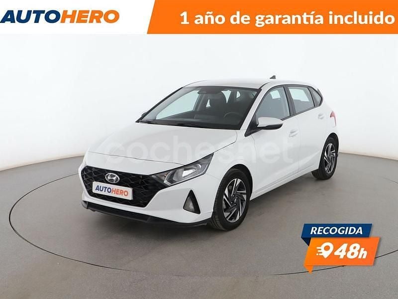 Blanco Usado 2023 Hyundai i20 Berlina | 17.499 € (Precio justo) - Imagen 1/3