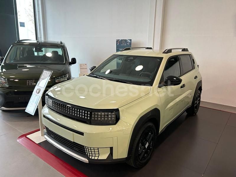 Verde Nuevo 2025 Fiat Grande Panda Icon Utilitario | 22.900 € (Un poco caro) - Imagen 1/4