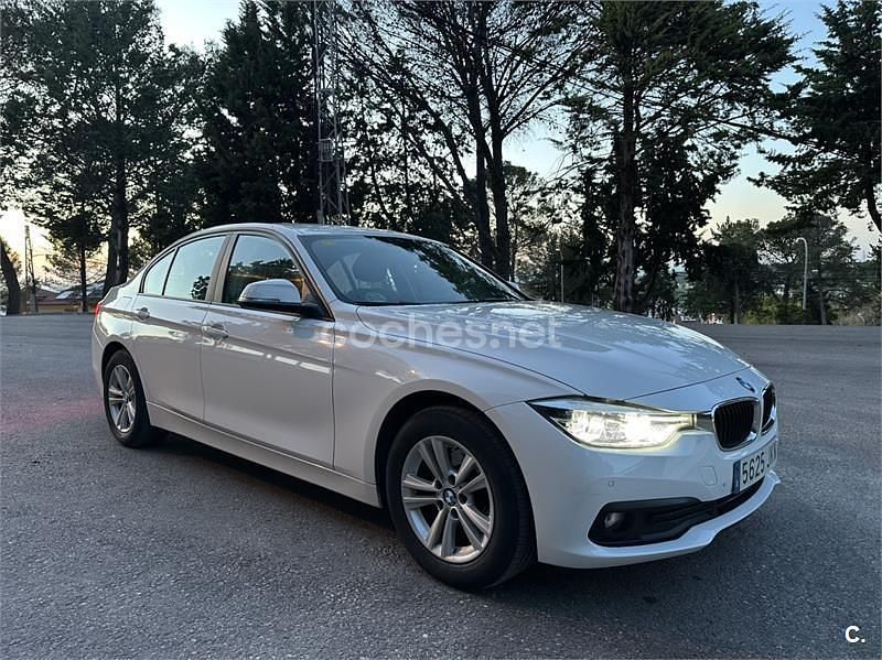 Käytetty BMW 318 143 HP (105 kW) 2015 Valkoinen Sedan