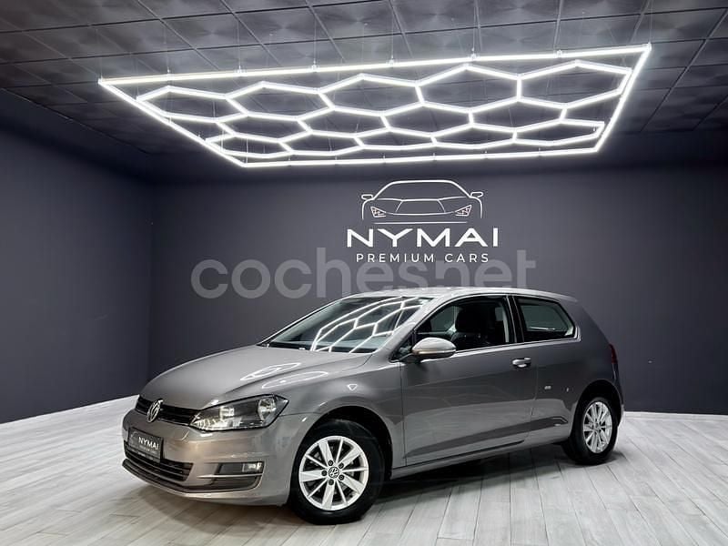 Usado VW Golf VII Advance 105 CV (77 kW) 2015 Gris / plata Berlina
