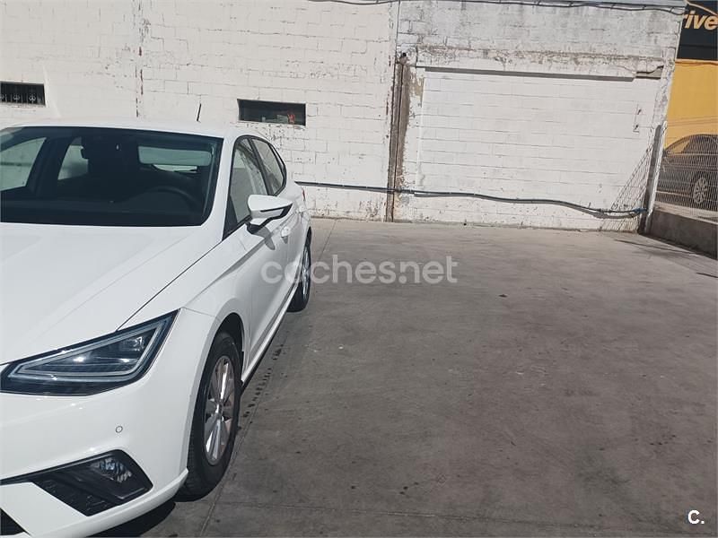 Usado Seat Ibiza Style 115 CV (84 kW) 2024 Blanco Berlina