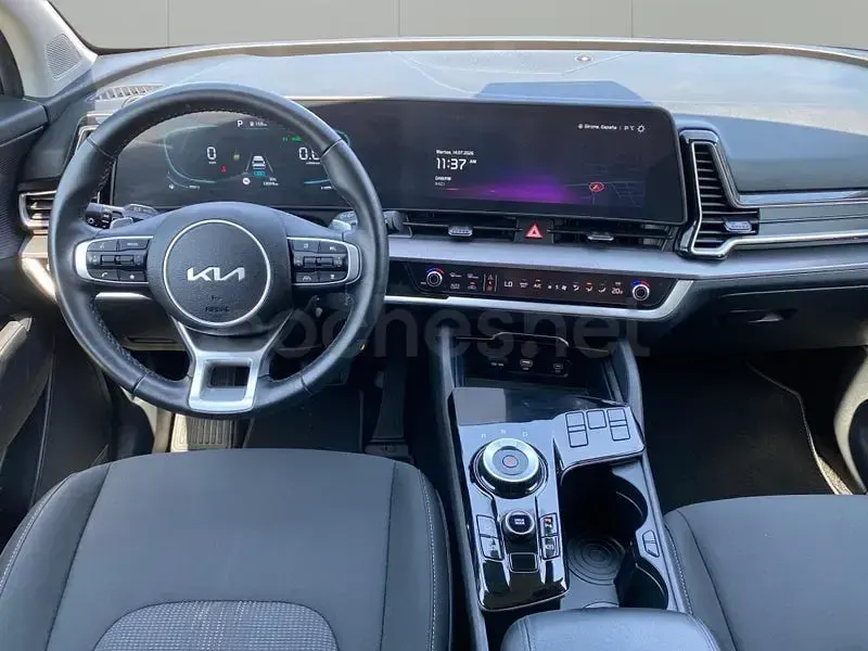 Usado Kia Sportage 215 CV (158 kW) 2025 Gris / plata SUV