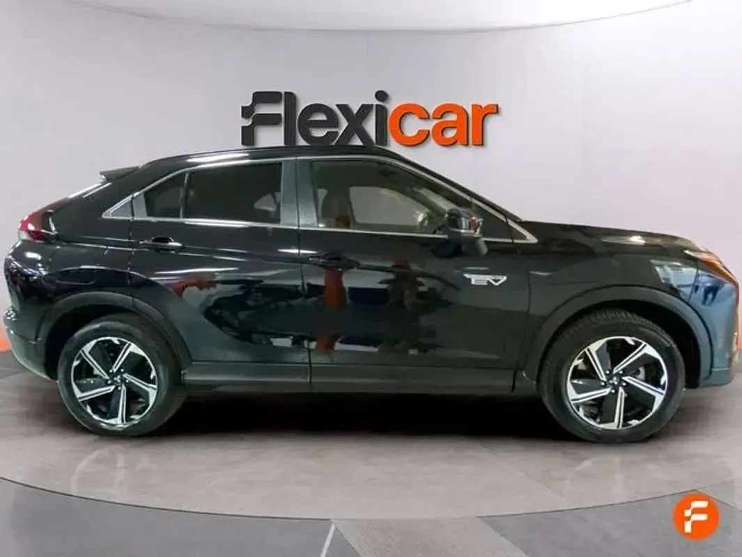 Usado Mitsubishi Eclipse Cross 188 CV (138 kW) 2022 Negro SUV