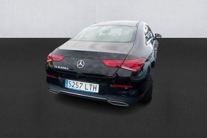 Usado Mercedes CLA220 Advantage 130 CV (95 kW) 2021 Berlina