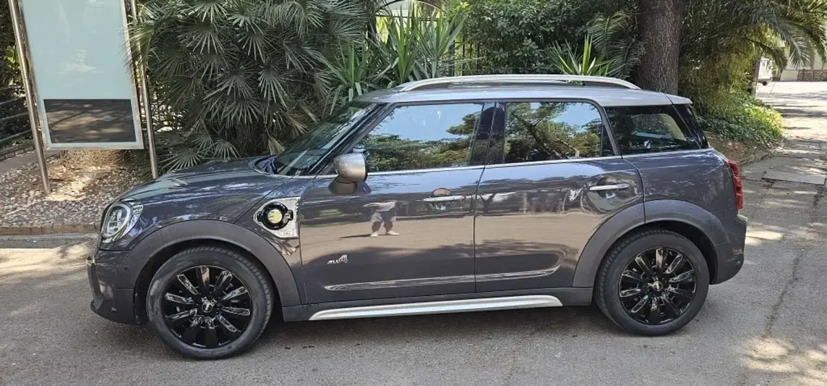 Usado Mini Cooper Countryman 220 CV (161 kW) 2021 Gris SUV