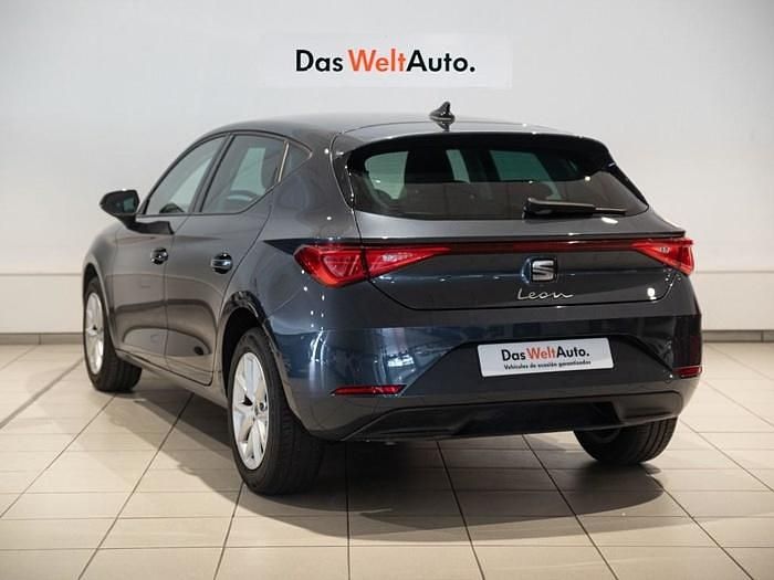 Gris Usado 2024 Seat Leon Style | 19.590 € (Buen precio) - Imagen 1/4