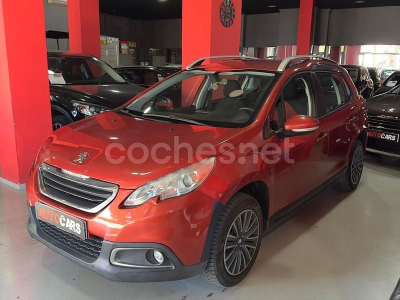 Usado Peugeot 2008 Access 82 CV (60 kW) 2015 Naranja SUV