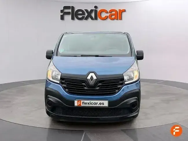 Usado Renault Trafic LIMITED 125 CV (91 kW) 2016 Azul Monovolumen