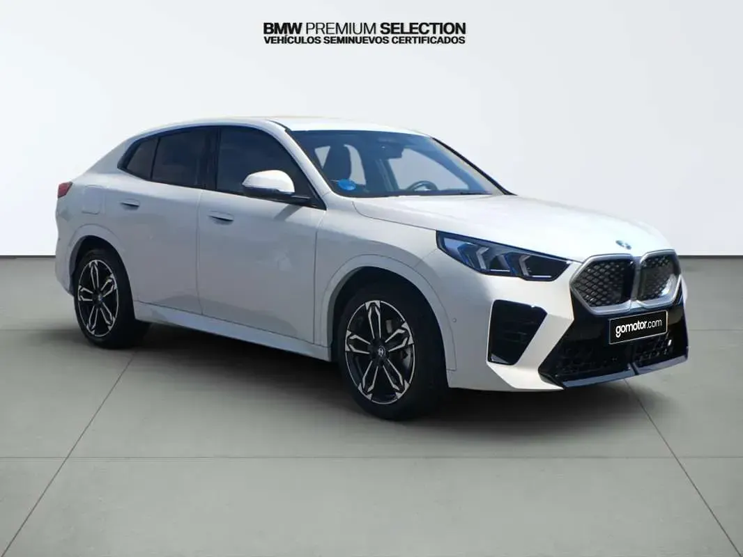 Usado BMW iX2 Luxury Line 150 kW (204 CV) 2025 SUV
