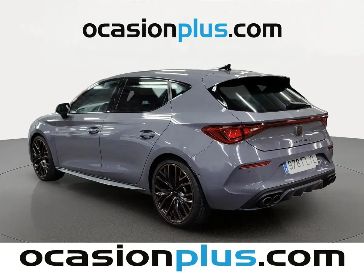 Usado Cupra Leon VZ 300 CV (220 kW) 2022 Gris Utilitario