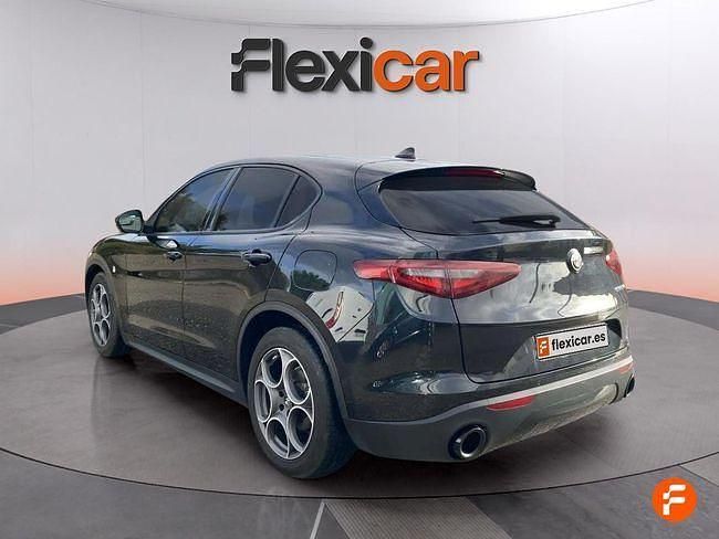 Usado Alfa Romeo Stelvio Sprint 160 CV (117 kW) 2022 Negro SUV
