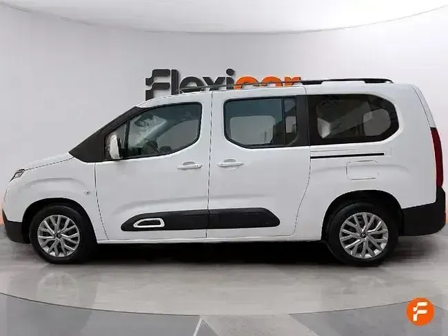 Usado Citroën Berlingo Feel 130 CV (95 kW) 2019 Blanco Monovolumen