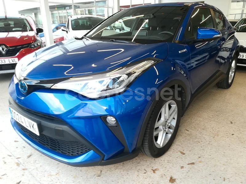 Käytetty Toyota C-HR Active 122 HP (89 kW) 2021 Sininen Katumaasturi