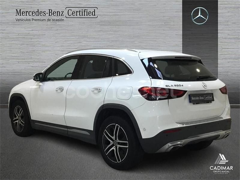 Usado Mercedes GLA200 150 CV (110 kW) 2022 Blanco SUV