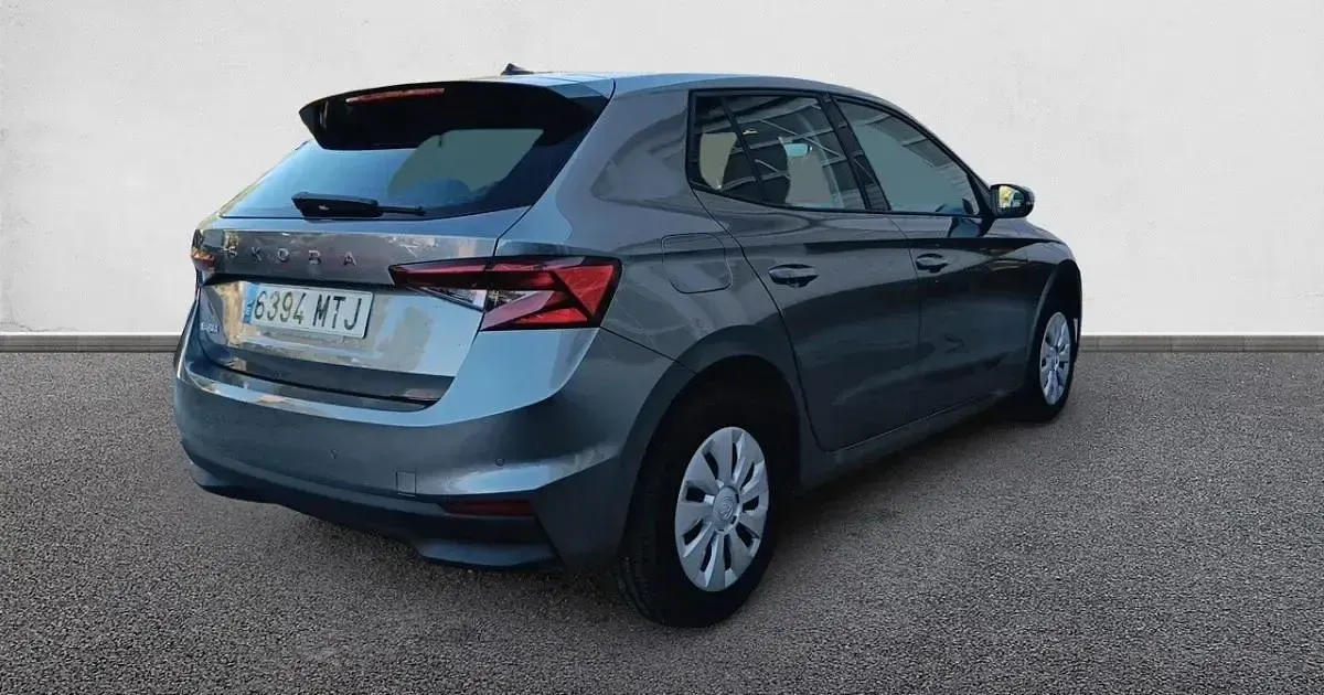 Usado Skoda Fabia Essence 80 CV (58 kW) 2024 Utilitario