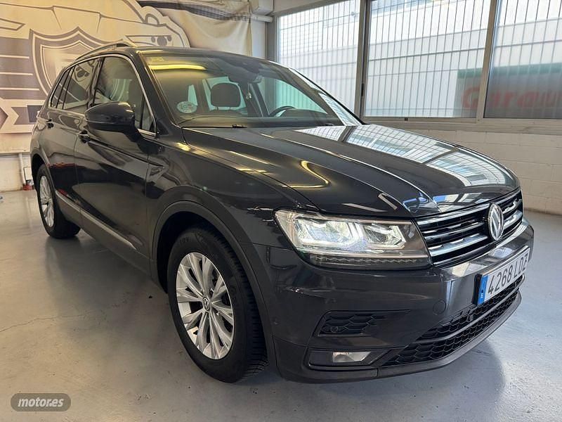 Usado VW Tiguan Advance 150 CV (110 kW) 2020 Varios colores SUV