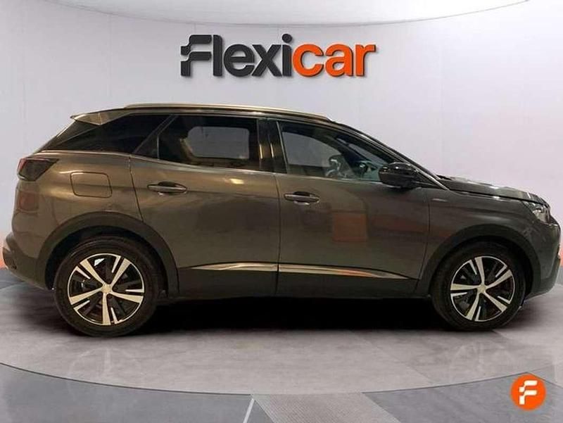 Usado Peugeot 3008 Access 131 CV (96 kW) 2018 Gris Monovolumen