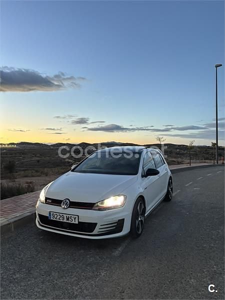 Usado VW Golf VII GTI 220 CV (161 kW) 2014 Blanco Berlina