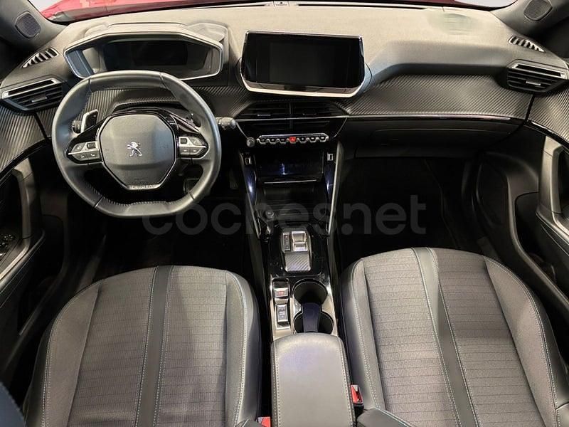 Usado Peugeot 2008 Allure 130 CV (95 kW) 2022 Rojo SUV