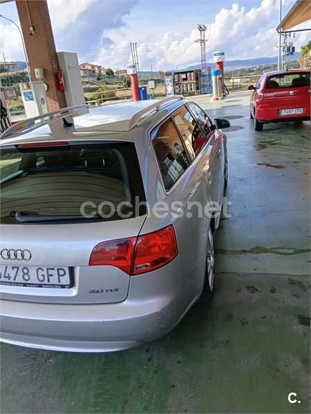 Usado Audi A4 140 CV (102 kW) 2008 Gris / plata Berlina
