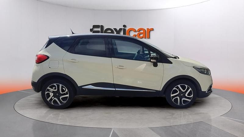 Usado Renault Captur 110 CV (80 kW) 2015 Beige SUV