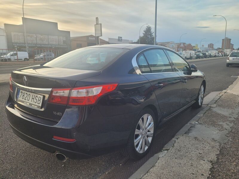 Usado Renault Latitude Initiale 240 CV (176 kW) 2013 Gris Berlina