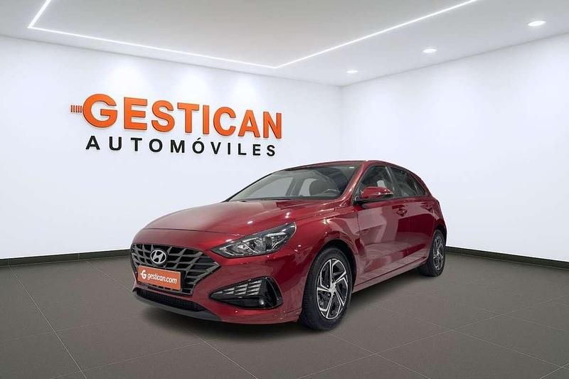 Rojo Usado 2022 Hyundai i30 Utilitario | 14.990 € (Buen precio) - Imagen 1/4
