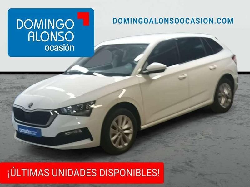 Blanco Usado 2023 Skoda Scala Ambition Utilitario | 15.990 € (Buen precio) - Imagen 1/4