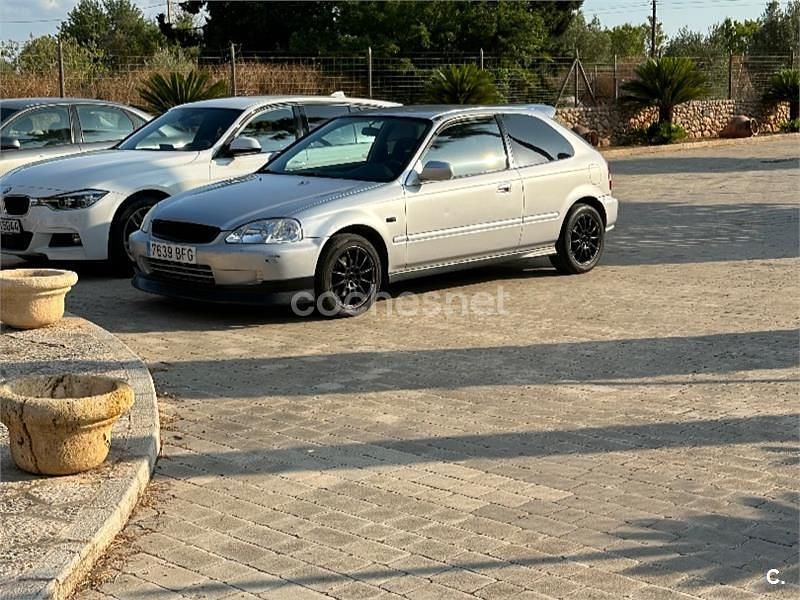 Usado Honda Civic S 90 CV (66 kW) 2001 Gris / plata Berlina