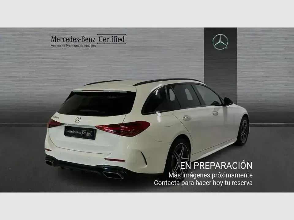 Usado Mercedes C300e 313 CV (230 kW) 2022 Blanco Familiar