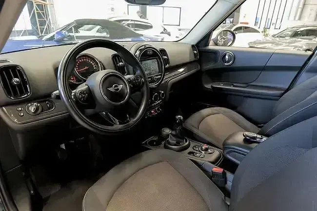 Usado Mini Cooper Countryman 136 CV (100 kW) 2017 Verde SUV