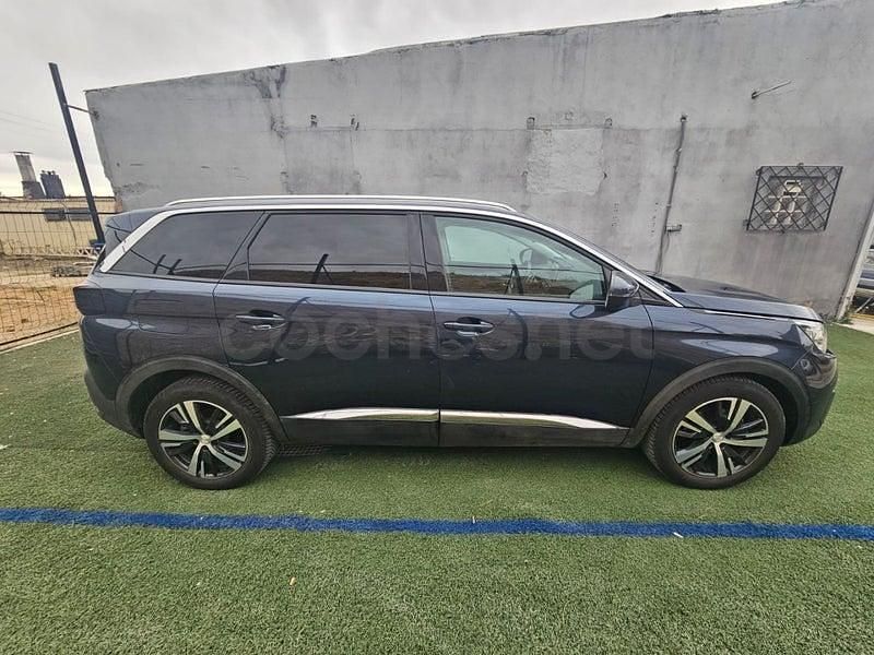 Usado Peugeot 5008 Active 130 CV (95 kW) 2017 Azul SUV