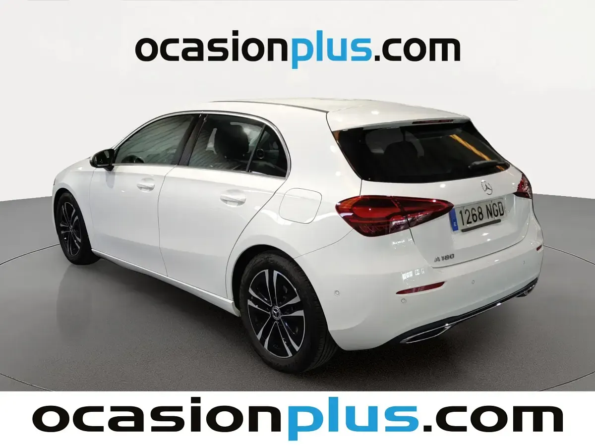 Usado Mercedes A180 136 CV (100 kW) 2025 Blanco Utilitario
